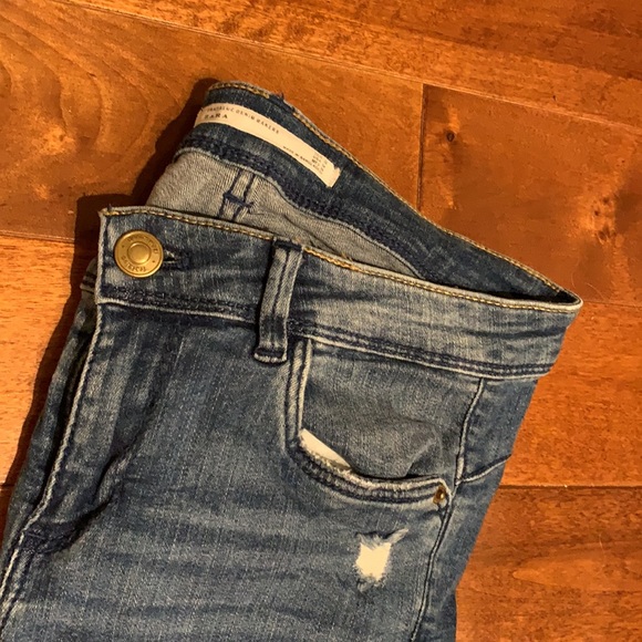ZARA trafaluc blue jeans - Picture 3 of 3